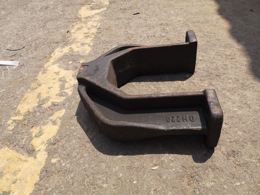 Base dell'assieme molla cilindro di tensione/telaio a U per escavatore DH220, disponibile per tutti i modelli di escavatori.
