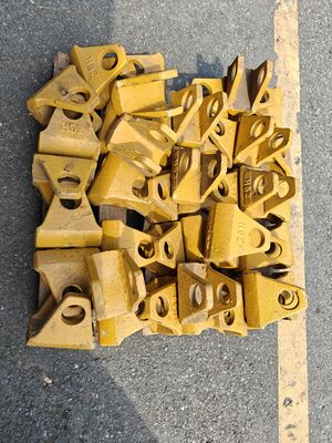 Universal tooth guards and bucket edge protectors for all excavator models,available in 4.0, 5.0, 6.0 specifications. Wear-resistant bucket edge protection blocks directly supplied by the manufacturer