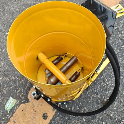 6L Fuori azionato secchio di grasso, pompa di grasso a pedale ad alta pressione per la lubrificazione di macchine per escavatori