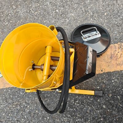 6L Fuori azionato secchio di grasso, pompa di grasso a pedale ad alta pressione per la lubrificazione di macchine per escavatori